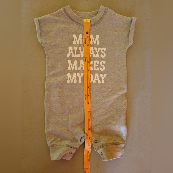 CAT & JACK Romper - Picture 4 of 5